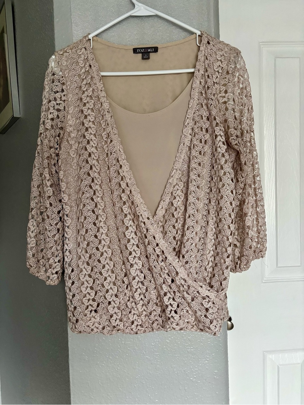 Roz & Ali Taupe Lace Wrap Front Blouse Size S